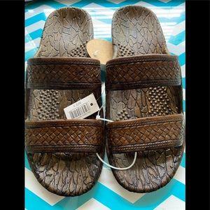 Sandals brand Pali Hawaii